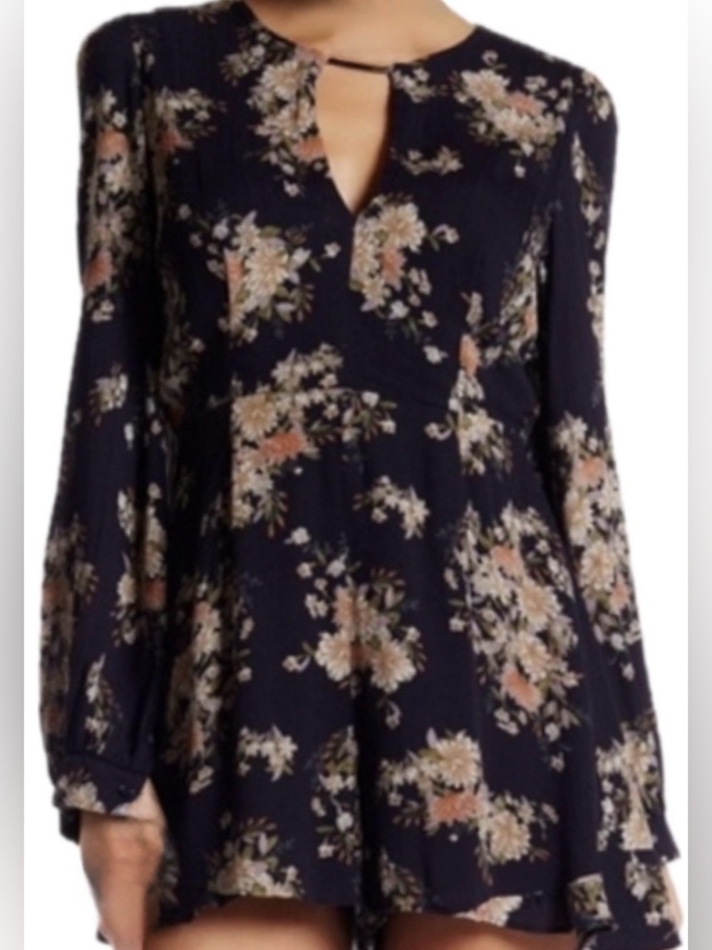 NWT ASTR The Label Floral Long Sleeve Ruffle Romper | Small